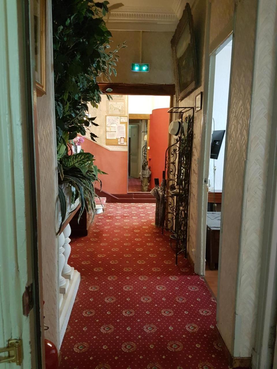 ניס Hotel Cronstadt מראה חיצוני תמונה